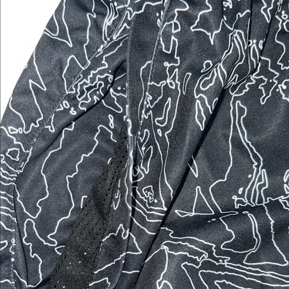 Nike Men's Drifit Black Patterned Athletic Shorts - Picture 9 of 11
